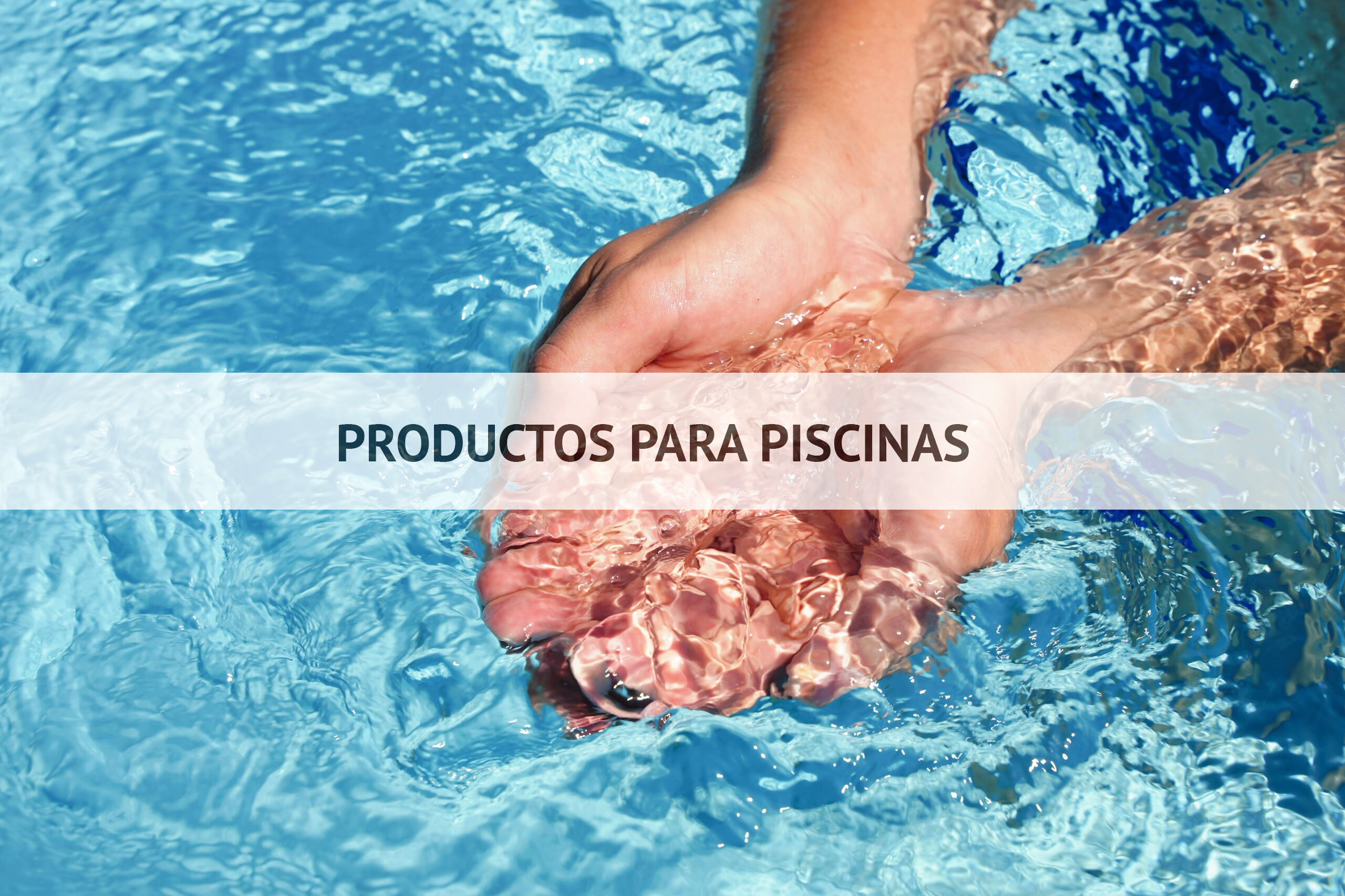 manos-piscina-agua-limpia-skimmer-intex-scaled copiA